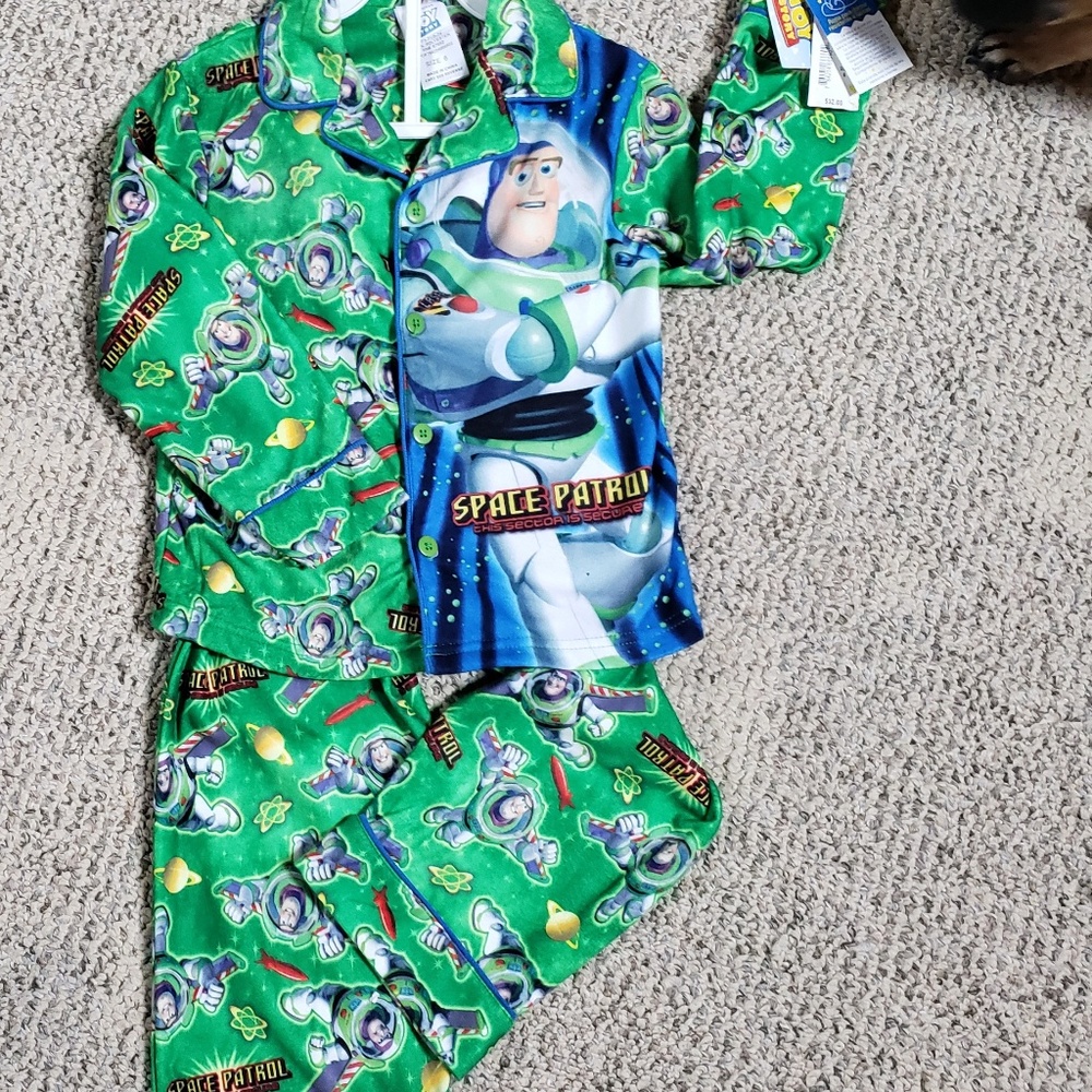 Boys Buzz Lightyear Pajamas NWT